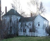 Front elevation, A T Seaman House, Minudie, NS, 2009.; Heritage Division, NS Dept of Tourism, Culture and Heritage, 2009
