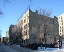 Contextual view, from the southeast, of the MacKenzie Block(the four-bay section on the left-hand side of the complex, adjoining the Swiss Building), Winnipeg, 2007; Historic Resources Branch, Manitoba Culture, Heritage, Tourism and Sport, 2007
