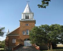 View north at front entrance of the Church, 2008.; Government of Saskatchewan, Marvin Thomas, 2008.