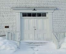 Detail of main entrance, St. Andrew's Church, Baddeck Forks, NS, 2009.; Dept. of Tourism, Culture and Heritage, Province of Nova Scotia, 2009