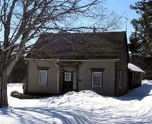 Front elevation, MacQuarrie House, Upper Middle River, NS, 2008.; Dept. of Tourism, Culture and Heritage, Province of NS, 2008