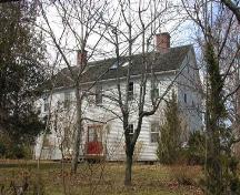 Rear elevation of the Barracks, Starr's Point, NS, 2005.; Heritage Division, NS Department of Tourism, Culture and Heritage, 2005