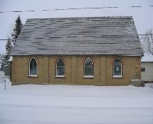 Front exterior view of the Knox Presbyterian Church.; Government of Saskatchewan, Jay Kasperski, 2003.