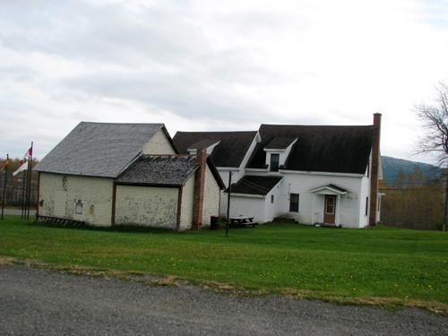 Maxime Albert Complex