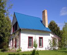 Primary elevations, from the southwest, of the Lecoy House, Lac du Bonnet area, 2007; Historic Resources Branch, Manitoba Culture, Heritage, Tourism and Sport, 2007
