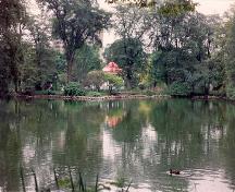 Griffin's Pond looking toward bandstand, Public Gardens, Halifax, 2004.; HRM Planning and Development Services, Heritage Property Program, 2004.