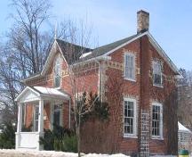 View of the south and east elevations of 259 St. Andrew Street East, 2007.; Lindsay Benjamin, 2007.