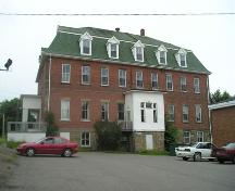 South elevation, Stella Maris Convent, Pictou, Nova Scotia, 2005.
; Heritage Division, NS Dept. of Tourism, Culture and Heritage, 2005