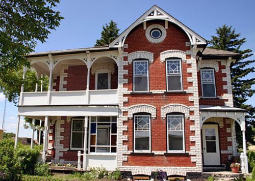 Façade est