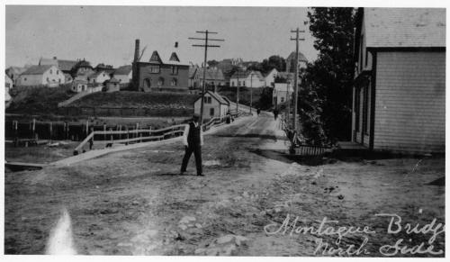 Montague Bridge, north side, c. 1900