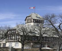 Vue rapprochée - du sud-est du pavillon du parc Assiniboine, Winnipeg, 2006; Historic Resources Branch, Manitoba Culture, Heritage, Tourism and Sport, 2006
