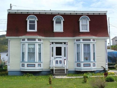 Gorman/Hynes House, Harbour Breton, NL