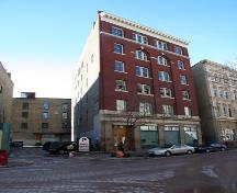 Contextual view, from the southeast, of the Dingwall Building, Winnipeg, 2007; Historic Resources Branch, Manitoba Culture, Heritage, Tourism and Sport, 2007