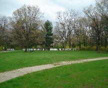 Of note are the spacious lawns and landscaping of mature trees.; Paul Dubniak, 2008.