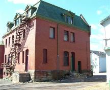 Old Post Office, Parrsboro, NS, side elevation, 2005.; Heritage Division, NS Dept. of Tourism, Culture and Heritage, 2005.