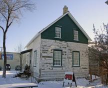 Vue d'ensemble - de l'ouest de la maison William Brown, Winnipeg, 2007; Historic Resources Branch, Manitoba Culture, Heritage, Tourism and Sport, 2007
