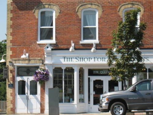 Detailed view, Howard Eaton Confectionary, 2008