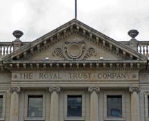 Pediment detail of the Bank of British North America, Winnipeg, 2007; Historic Resources Branch, Manitoba Culture, Heritage and Tourism, 2007