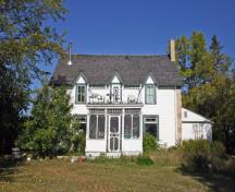 Primary elevation, from the east, of the Firth House, Lockport area, 2007; Historic Resources Branch, Manitoba Culture, Heritage and Tourism, 2007