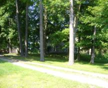 Featured is the Duff House in its rural location amongst mature trees.; Kirsten Pries, 2008.