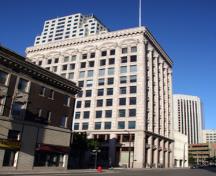 Contextual view, from the southwest, of the Electric Railway Chambers, Winnipeg, 2006; Historic Resources Branch, Manitoba Culture, Heritage and Tourism, 2006