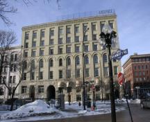 East elevation of the Gault Building, Winnipeg, 2006; Historic Resources Branch, Manitoba Culture, Heritage and Tourism, 2006