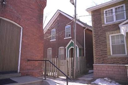 Facade, 16 Hugh Street, 2008