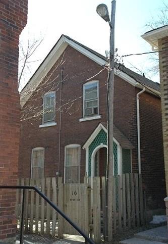 Facade, 16 Hugh Street, 2008