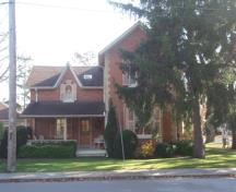 Of note is the north elevation with Gothic centre gable and window.; Martha Fallis, 2008.