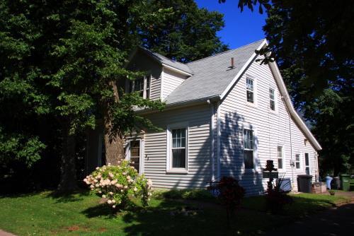 Showing front and side elevations