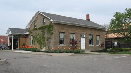 Elliott House