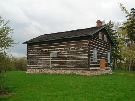 Leslie Log House