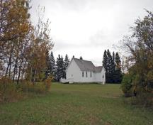 Vue d'ensemble - du nord-ouest de l'église unie de Tummel, Tummel, 2007; Historic Resources Branch, Manitoba Culture, Heritage and Tourism, 2007