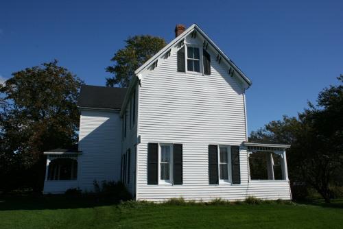 Showing side elevation