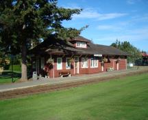 Qualicum Beach Train Station; Town of Qualicum Beach, 2009