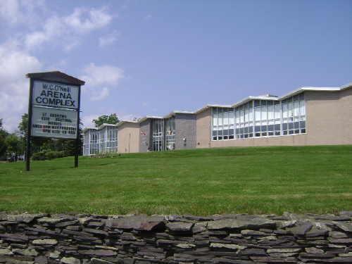 W. C. O'Neill Arena - Contextual view