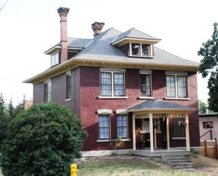 Oblique view of front elevation, 2009