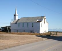 Contextual view of St. Paul's Anglican Church, Churchill, 2007; Historic Resources Branch, Manitoba Culture, Heritage and Tourism, 2007