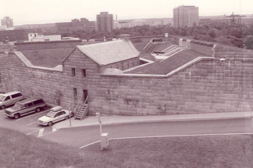 Vue générale de la place