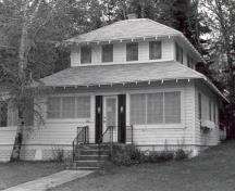 Exterior photo; (S. Siepman, Parks-PNRO, July 1984.)