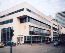 Three-Quarter shot of the building; Bob Coutts, Canadian Heritage / Parks Canada (1998).