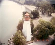 Aerial view of the Rear Range Lighttower, 1987.; Department of Transport/Ministère des transports, 1987.