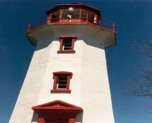 Detail of the Lighttower top portion, 1987.; Department of Transport / Ministère des Transports, 1987.