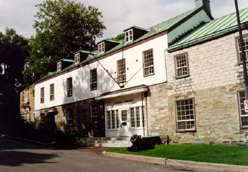 Façade