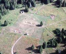 Vue aérienne des vestiges du fort St. Joseph, 2001.; Parks Canada Agency / Agence Parcs Canada, G. Vandervlugt, 2001.