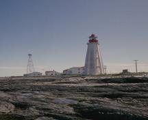 General view of the Pointe-au-Père Lighthouse National Historic Site of Canada, 1993.; Agence Parcs Canada / Parks Canada Agency, 1993.