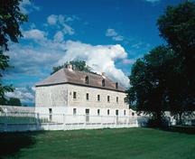 General view of the Warehouse showing the large rectangular massing and symmetry of the building,1999.; Parks Canada Agency / Agence Parcs Canada, J. Pleau, 1999.