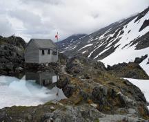 Vue générale de la piste Chilkoot, qui montre le confinement de la partie canadienne de la piste à l'intérieur d'une vallée naturelle, 2009.; Parks Canada Agency / Agence Parcs Canada, Michael Prochazka, 2009.