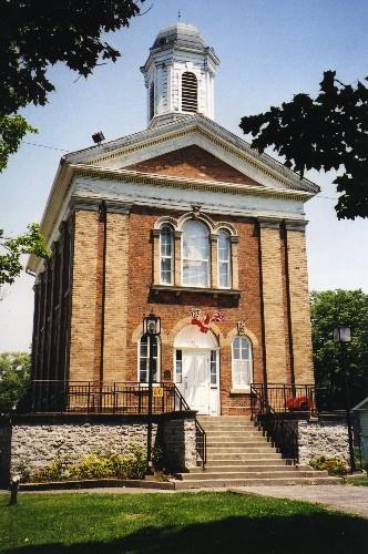 Caledonia Town Hall, main façade - 2002