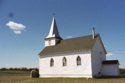 Side elevation, with green space in background, 2005.